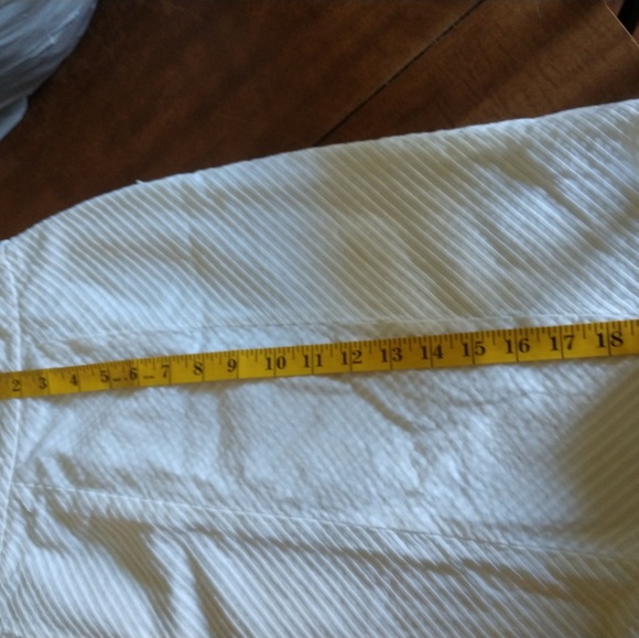 Ann Taylor - Picture 6 of 6